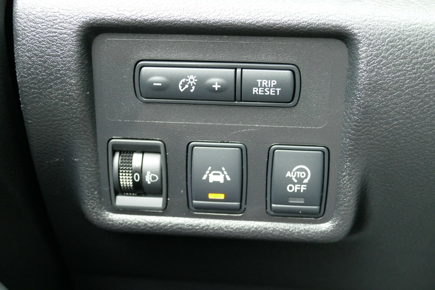Nissan-Micra-21