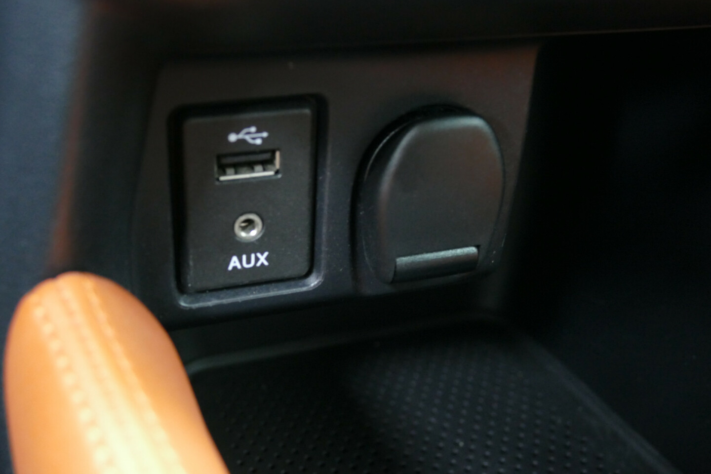 Nissan-Micra-27