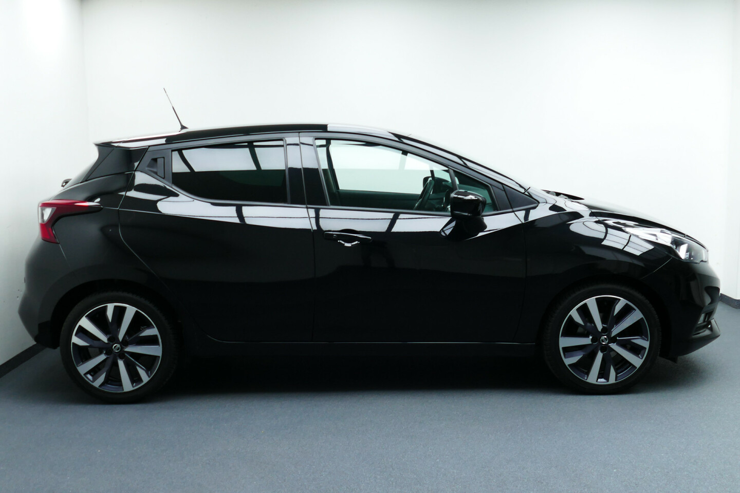 Nissan-Micra-8