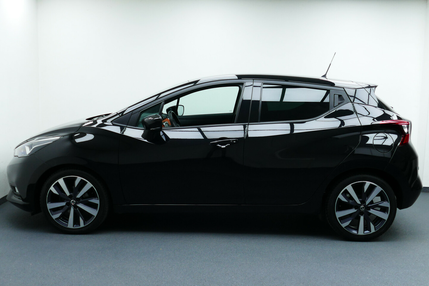 Nissan-Micra-9